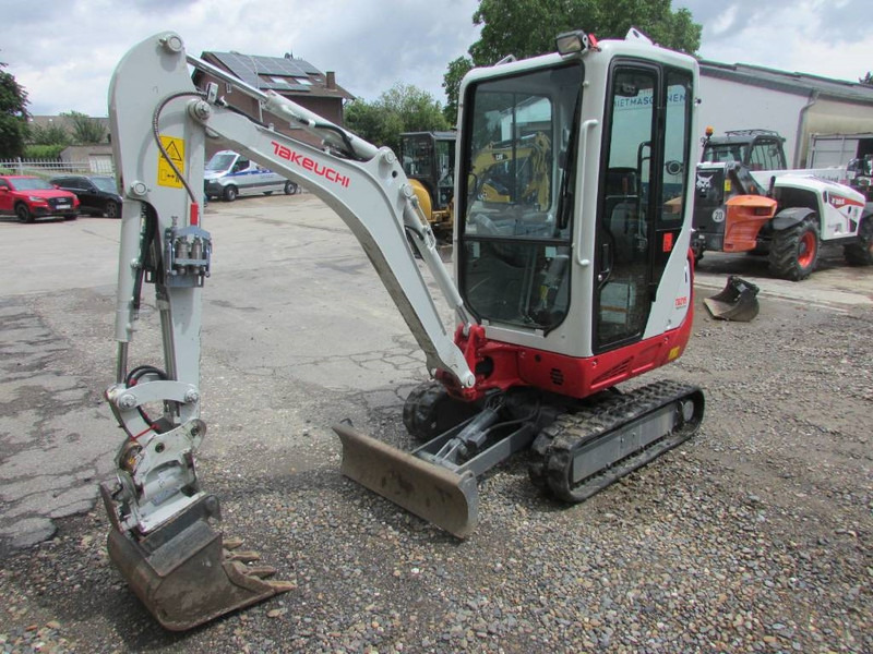 Takeuchi TB 216 V4 Minibagger 28.000 EUR - حفارة مُصَّغرة: صورة 2 Takeuchi TB 216 V4 Minibagger 28.000 EUR - حفارة مُصَّغرة: صورة 2