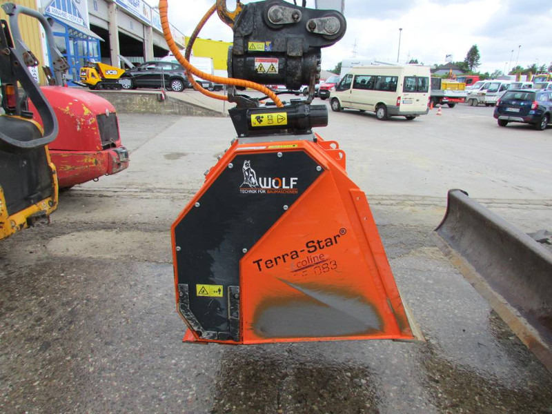 WOLF Terra Star TSE.083 Separatorschaufel / 9.900 EUR - بكت - آلات البناء: صورة 1 WOLF Terra Star TSE.083 Separatorschaufel / 9.900 EUR - بكت - آلات البناء: صورة 1