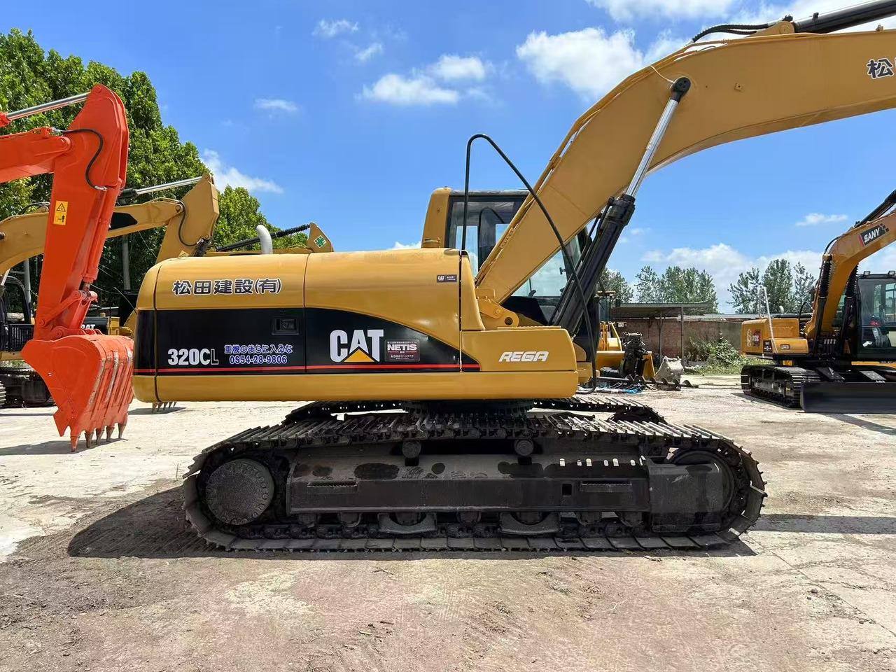 CATERPILLAR 320CL - حفار زحاف: صورة 2 CATERPILLAR 320CL - حفار زحاف: صورة 2