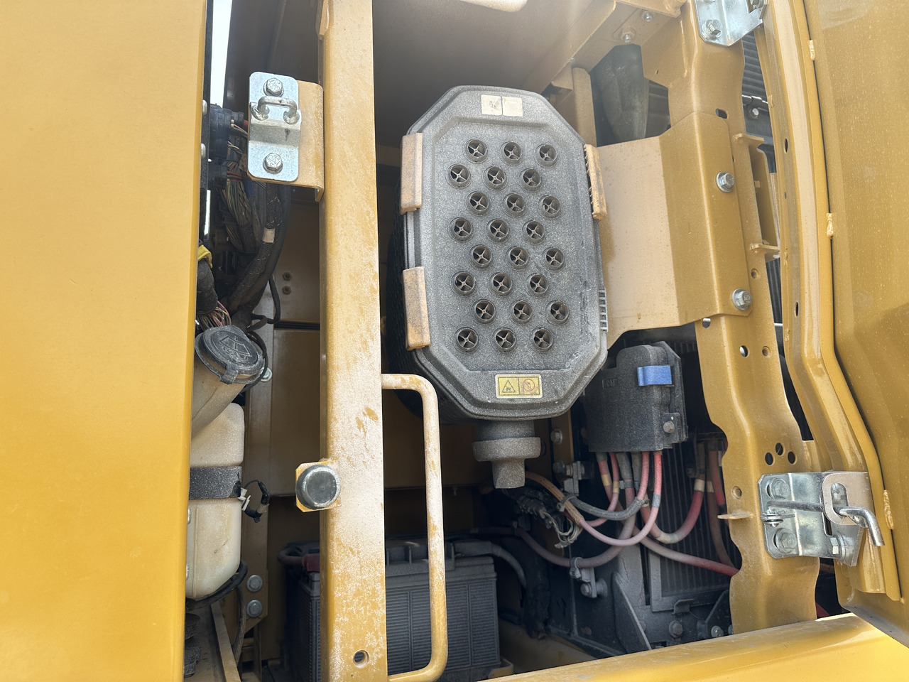 CATERPILLAR 330GC - حفار زحاف: صورة 5 CATERPILLAR 330GC - حفار زحاف: صورة 5