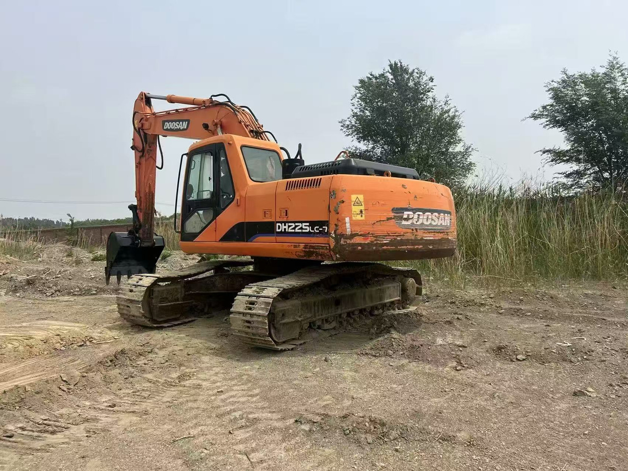 DOOSAN DH225LC-7 - حفار زحاف: صورة 3 DOOSAN DH225LC-7 - حفار زحاف: صورة 3