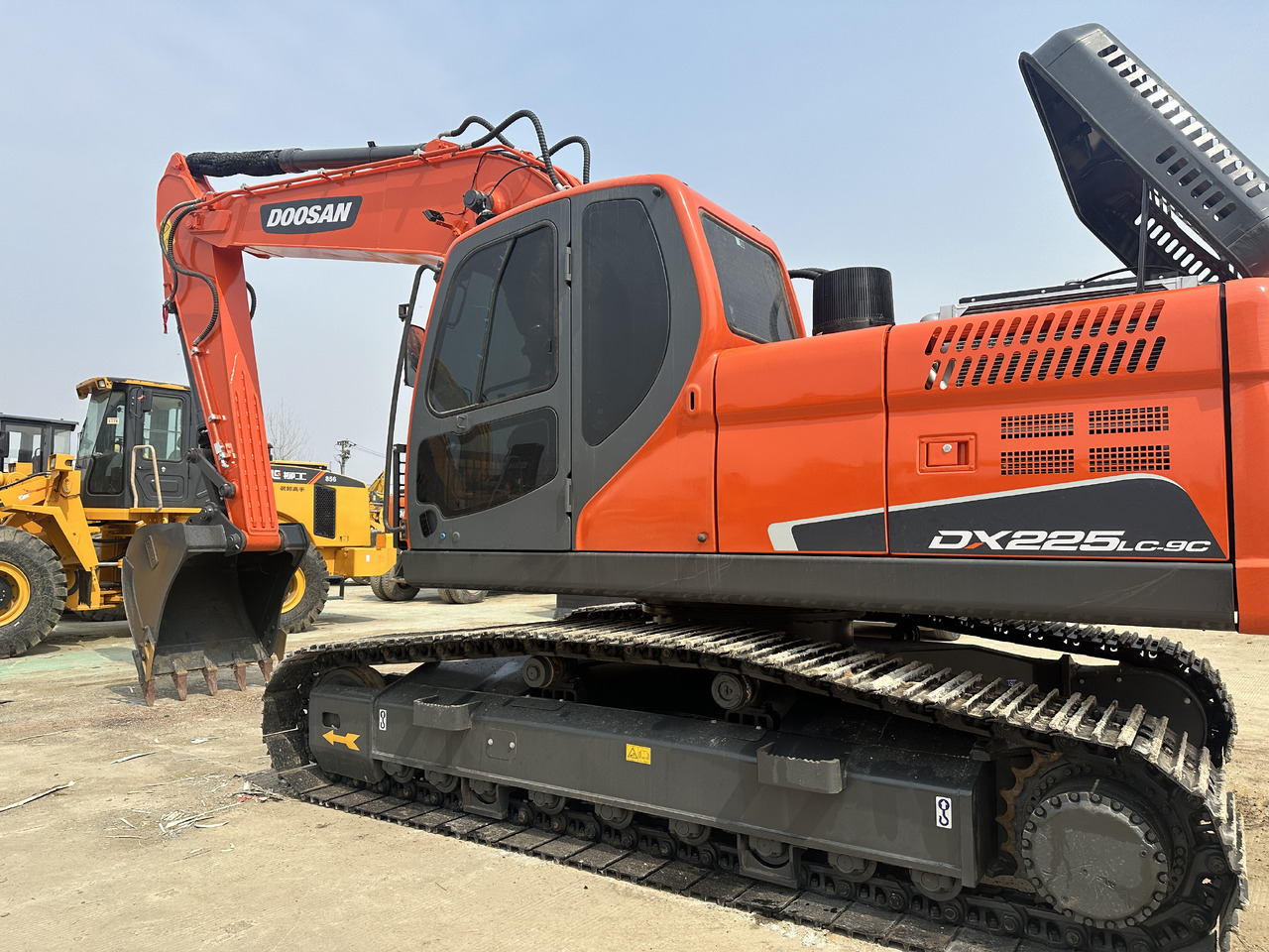 DOOSAN DX225LC-9C - حفار زحاف: صورة 2 DOOSAN DX225LC-9C - حفار زحاف: صورة 2