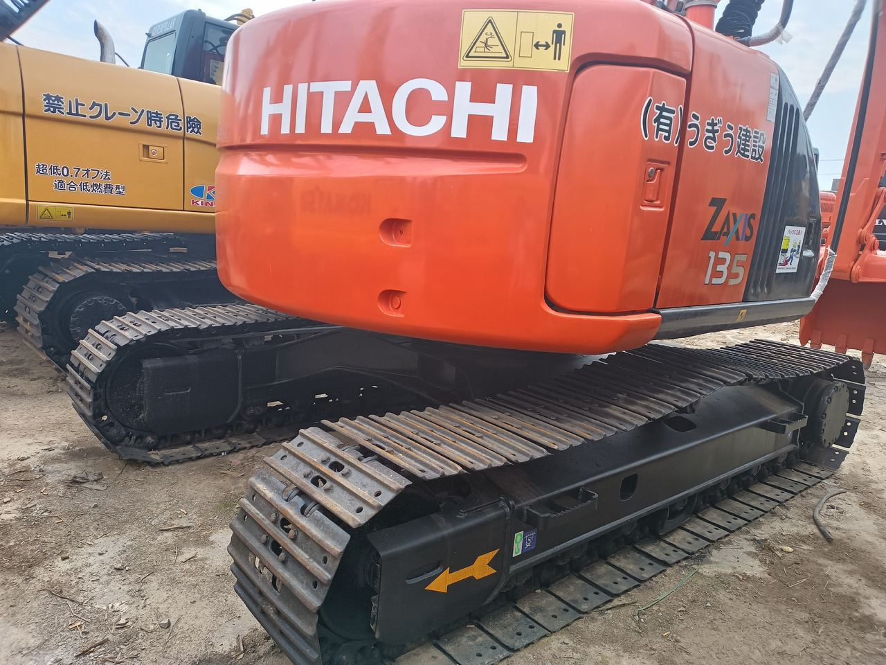HITACHI ZX135 - حفار زحاف: صورة 3 HITACHI ZX135 - حفار زحاف: صورة 3