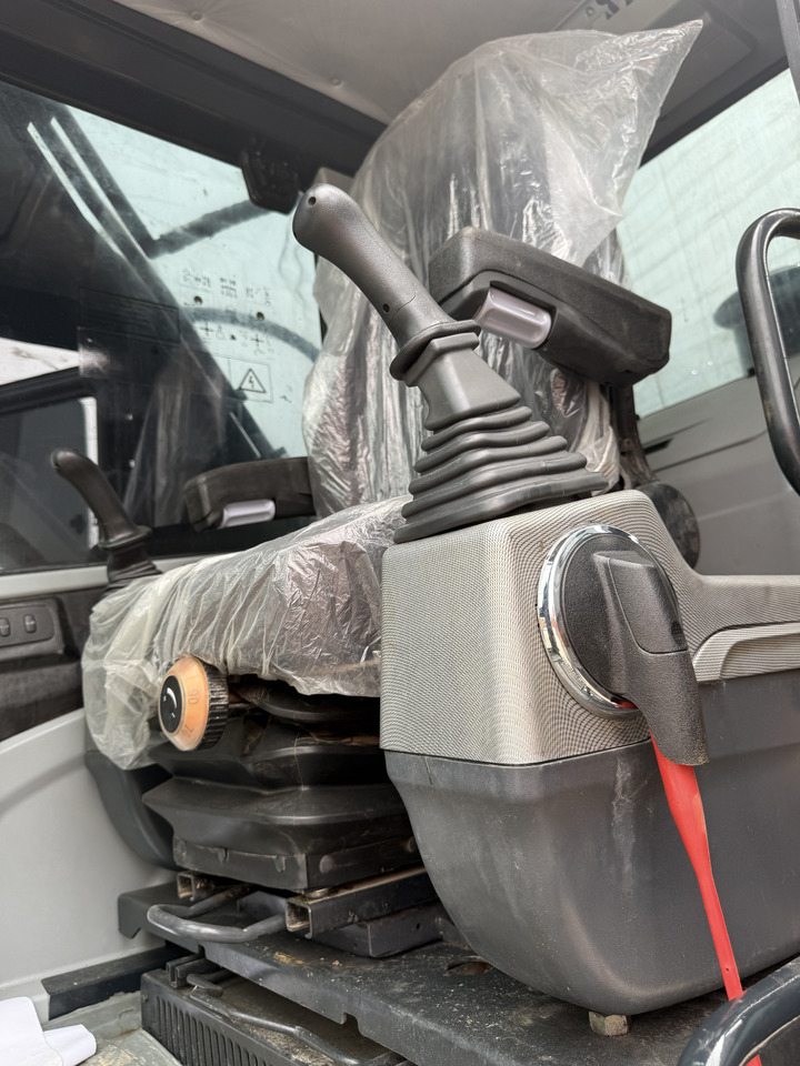 HYUNDAI HX220HD - حفار زحاف: صورة 3 HYUNDAI HX220HD - حفار زحاف: صورة 3