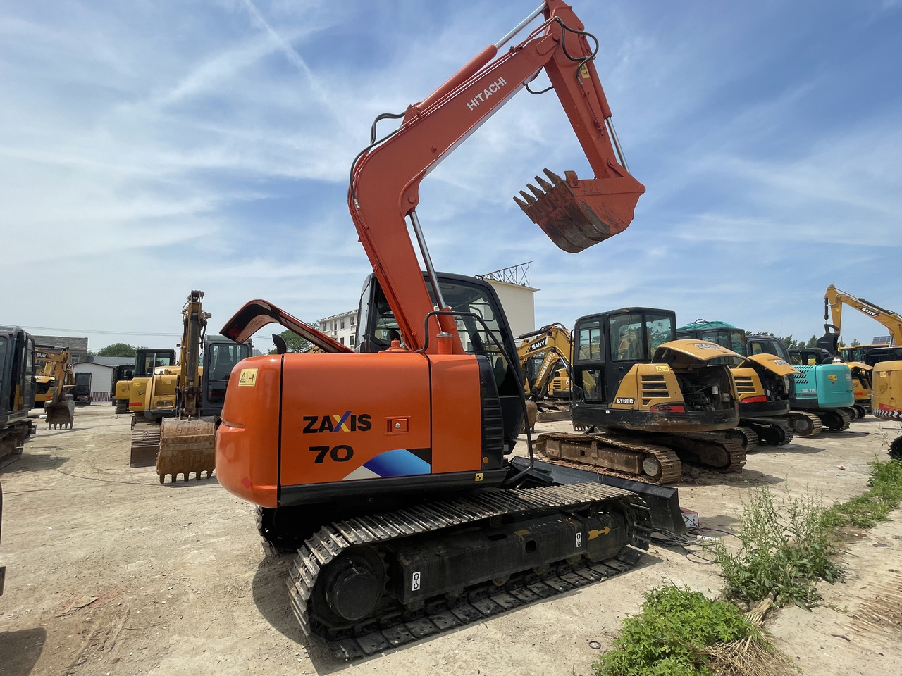 Hitachi ZX 70 - حفار زحاف: صورة 1 Hitachi ZX 70 - حفار زحاف: صورة 1