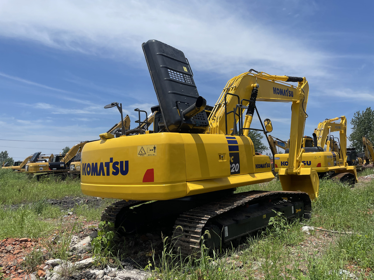 KOMATSU PC 220-8 - حفار زحاف: صورة 2 KOMATSU PC 220-8 - حفار زحاف: صورة 2