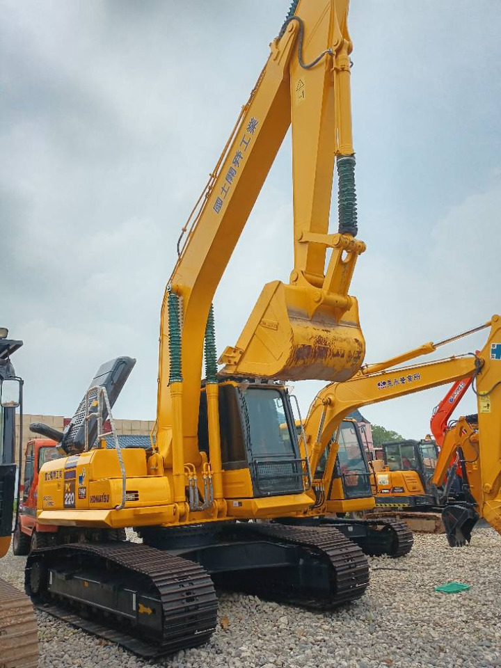 KOMATSU PC 220-8 - حفار زحاف: صورة 3 KOMATSU PC 220-8 - حفار زحاف: صورة 3