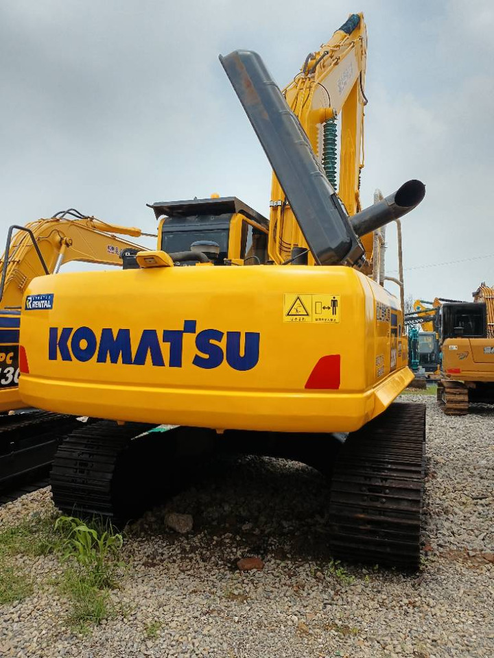 KOMATSU PC 220-8 - حفار زحاف: صورة 4 KOMATSU PC 220-8 - حفار زحاف: صورة 4