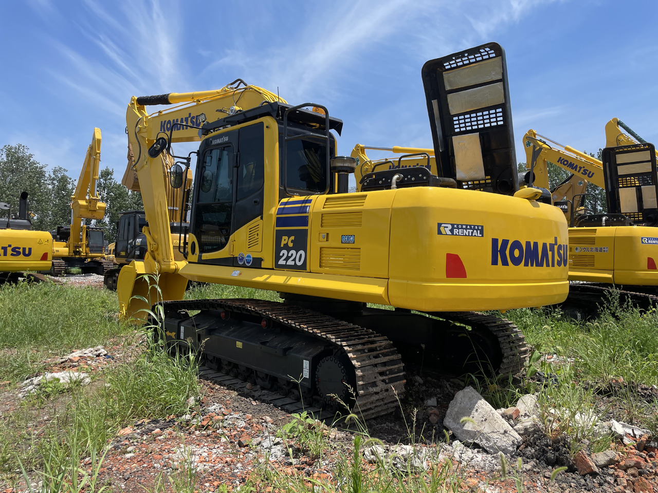 KOMATSU PC 220-8 - حفار زحاف: صورة 1 KOMATSU PC 220-8 - حفار زحاف: صورة 1