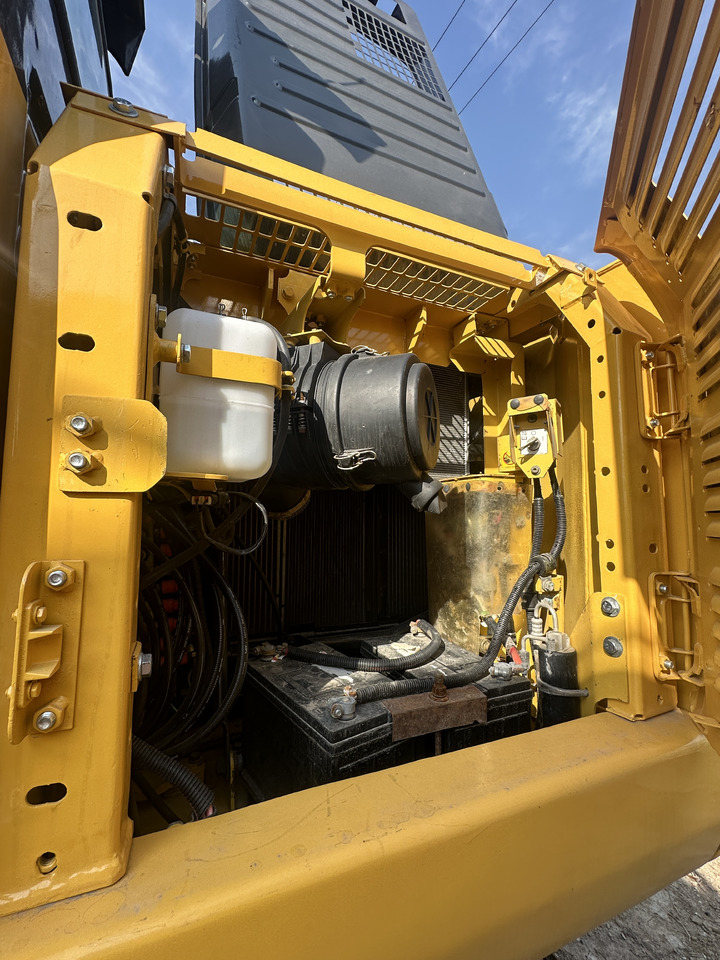 KOMATSU PC110-7 - حفار زحاف: صورة 4 KOMATSU PC110-7 - حفار زحاف: صورة 4