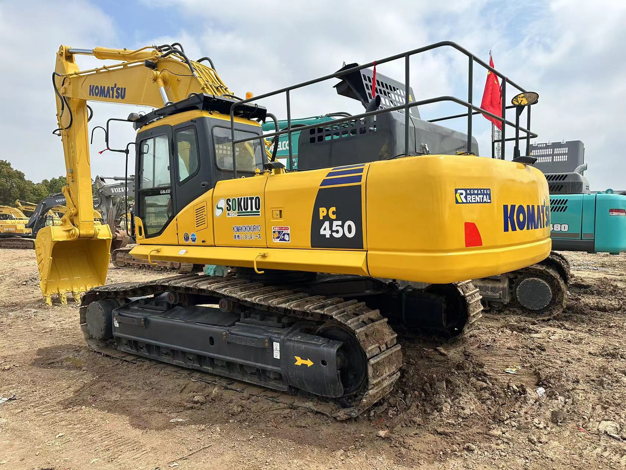 KOMATSU PC450-7 - حفار زحاف: صورة 1 KOMATSU PC450-7 - حفار زحاف: صورة 1