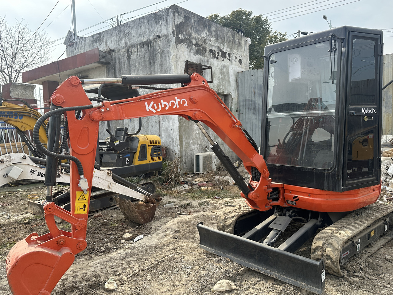 KUBOTA U-20 - حفارة مُصَّغرة: صورة 4 KUBOTA U-20 - حفارة مُصَّغرة: صورة 4