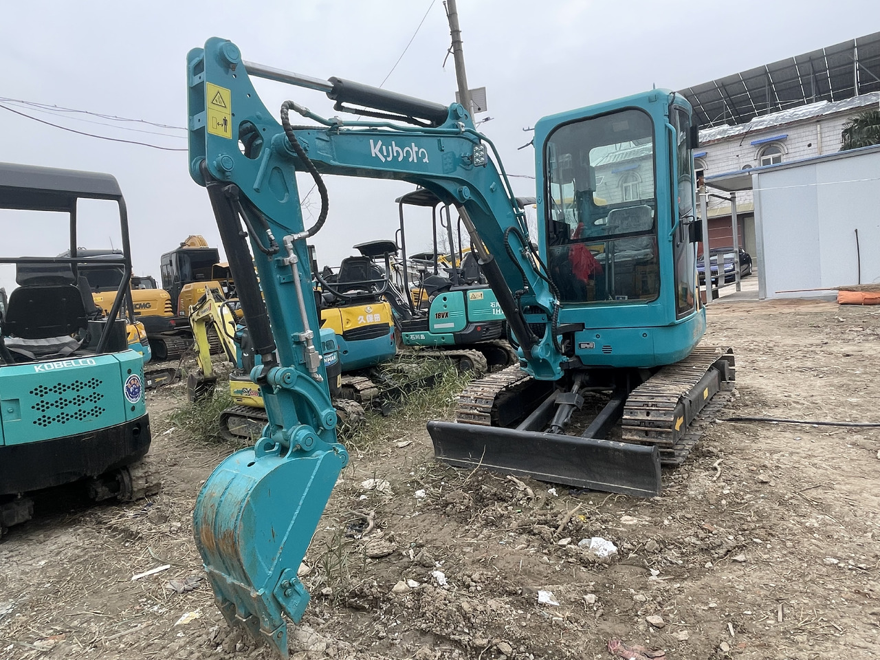 KUBOTA U-30 - حفارة مُصَّغرة: صورة 3 KUBOTA U-30 - حفارة مُصَّغرة: صورة 3