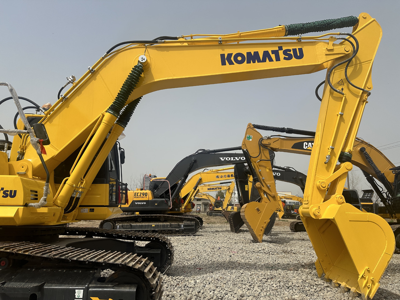 Komatsu PC 240 LC-8 - حفار زحاف: صورة 3 Komatsu PC 240 LC-8 - حفار زحاف: صورة 3