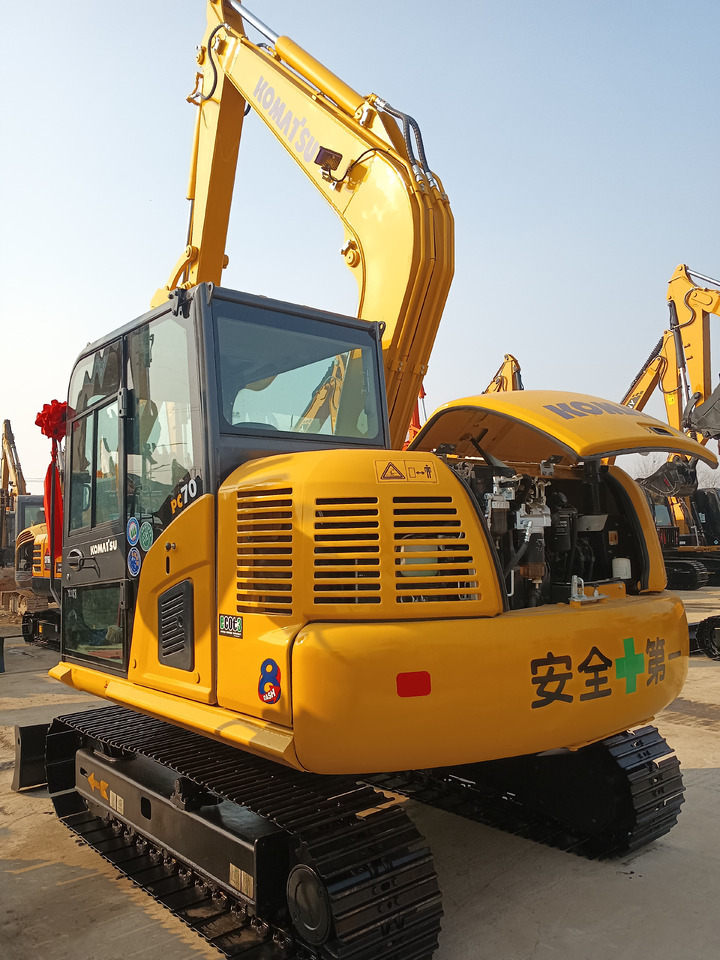 Komatsu PC70 - حفار زحاف: صورة 5 Komatsu PC70 - حفار زحاف: صورة 5