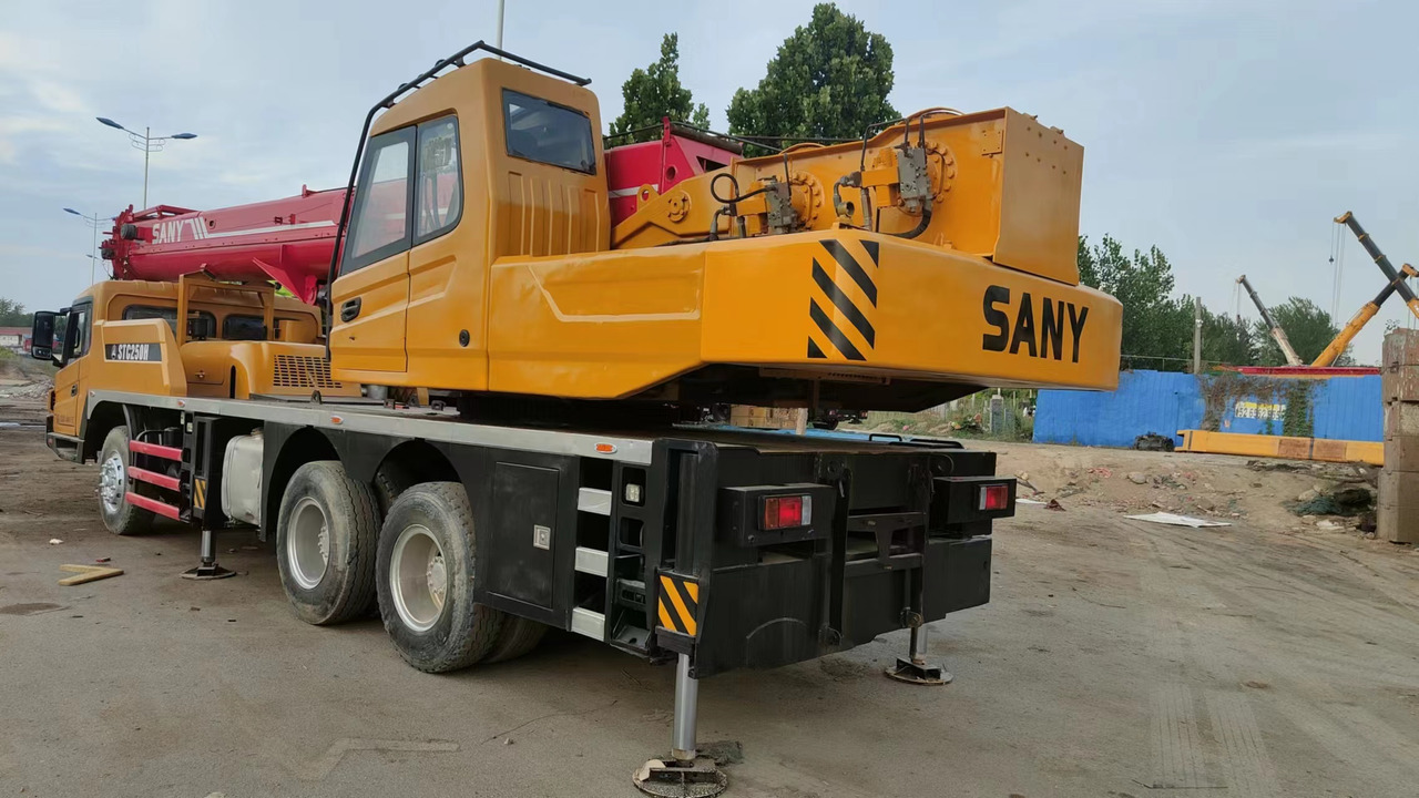 SANY STC250H - رافعة جسرية: صورة 5 SANY STC250H - رافعة جسرية: صورة 5