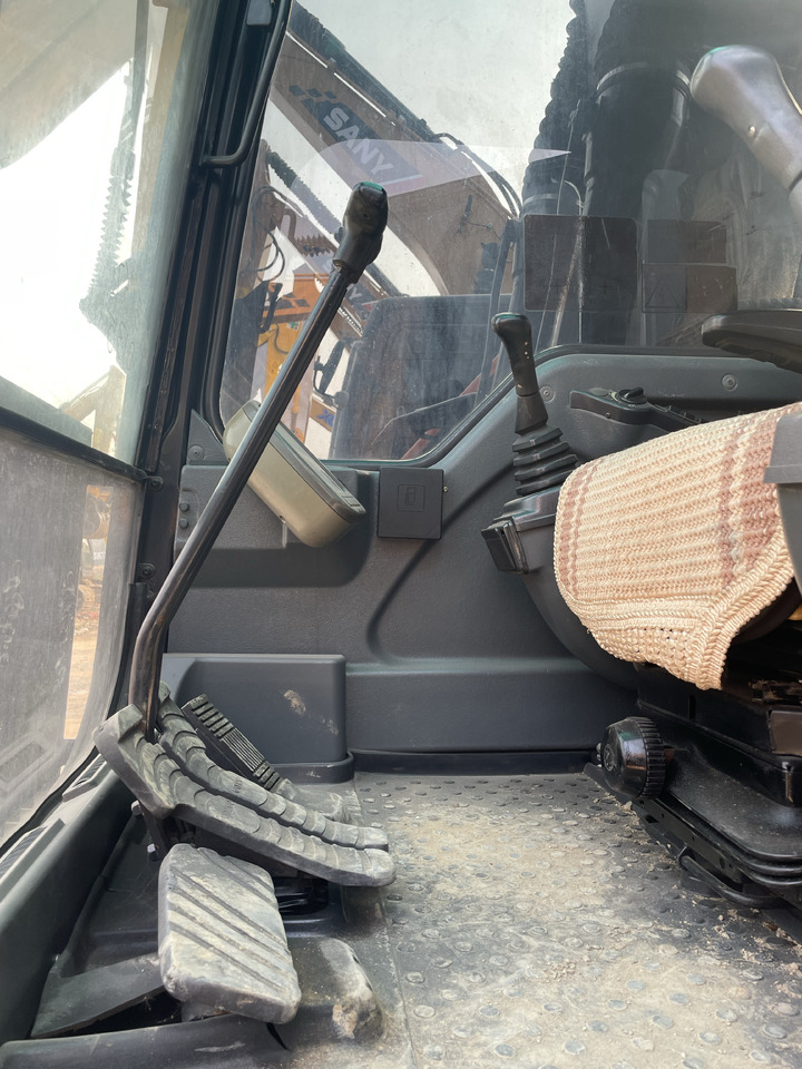 حفار زحاف VOLVO EC140: صورة 6