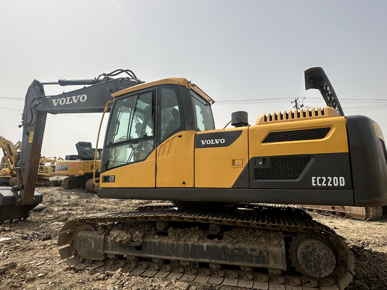 VOLVO EC220D - حفار زحاف: صورة 1 VOLVO EC220D - حفار زحاف: صورة 1