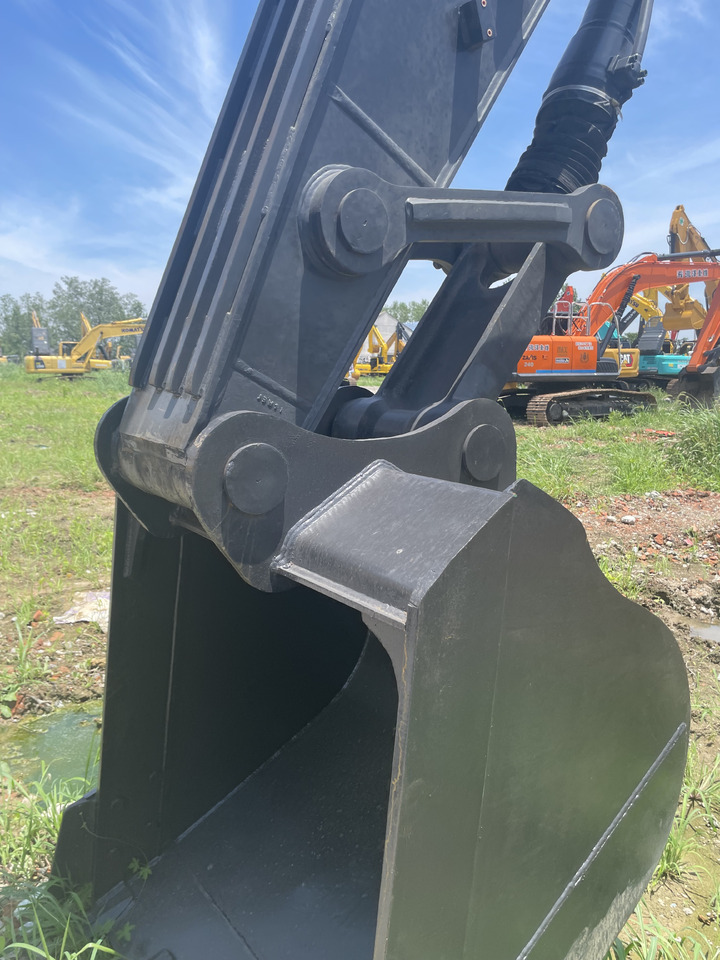 VOLVO EC240 - حفار زحاف: صورة 4 VOLVO EC240 - حفار زحاف: صورة 4