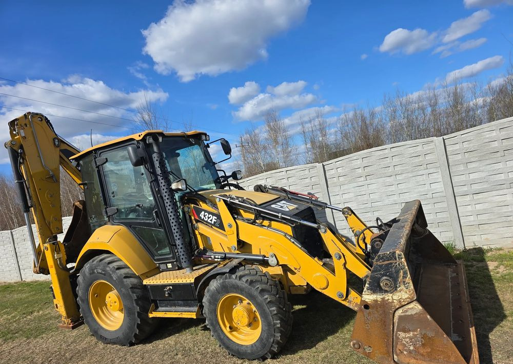 Caterpillar - جرافة حفار: صورة 2 Caterpillar - جرافة حفار: صورة 2