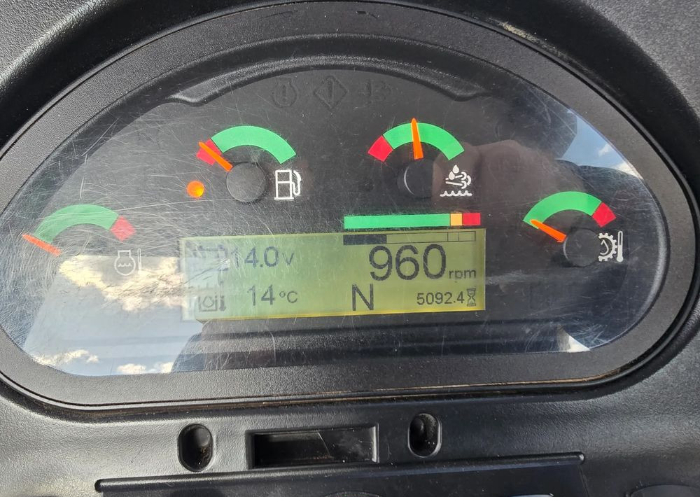 Caterpillar - جرافة حفار: صورة 4 Caterpillar - جرافة حفار: صورة 4