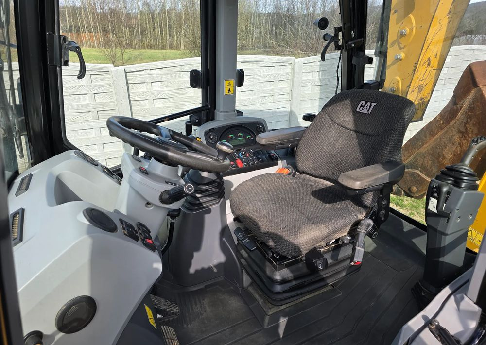 Caterpillar - جرافة حفار: صورة 3 Caterpillar - جرافة حفار: صورة 3