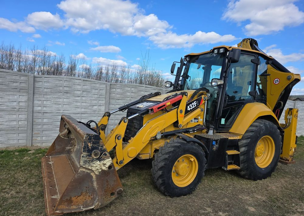 Caterpillar - جرافة حفار: صورة 1 Caterpillar - جرافة حفار: صورة 1