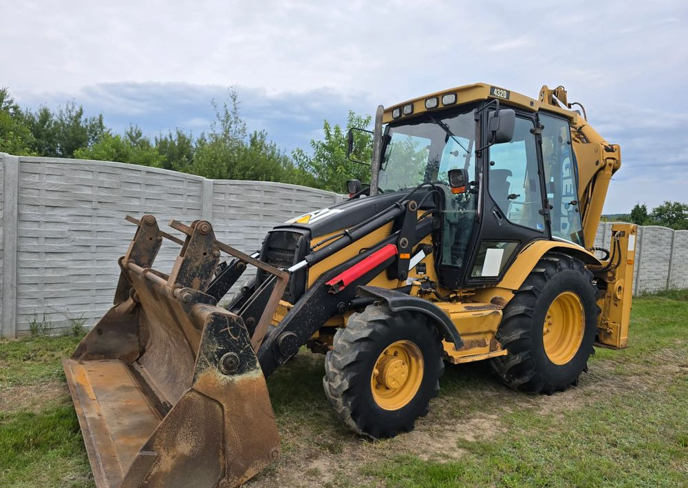 Caterpillar - جرافة حفار: صورة 1 Caterpillar - جرافة حفار: صورة 1