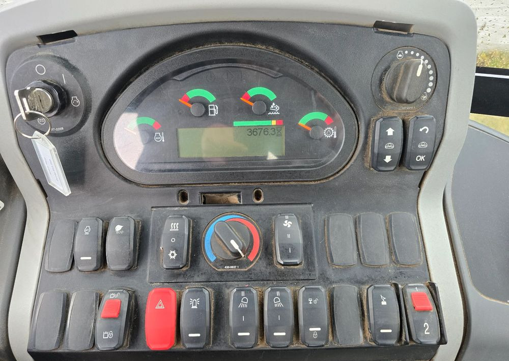 Caterpillar - جرافة حفار: صورة 4 Caterpillar - جرافة حفار: صورة 4