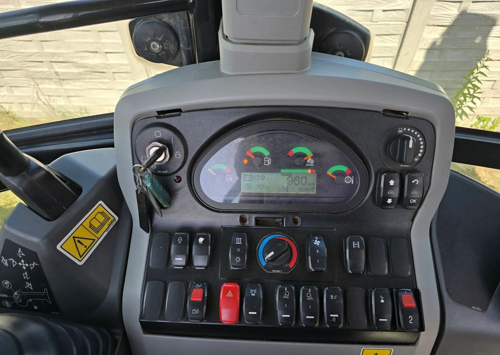 Caterpillar - جرافة حفار: صورة 4 Caterpillar - جرافة حفار: صورة 4