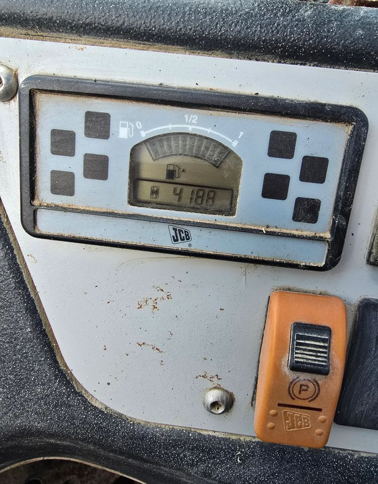 JCB - تركس: صورة 4 JCB - تركس: صورة 4