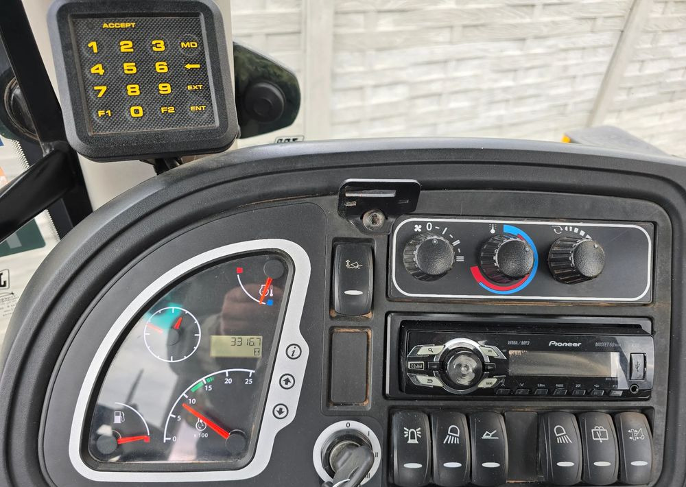JCB - جرافة حفار: صورة 4 JCB - جرافة حفار: صورة 4