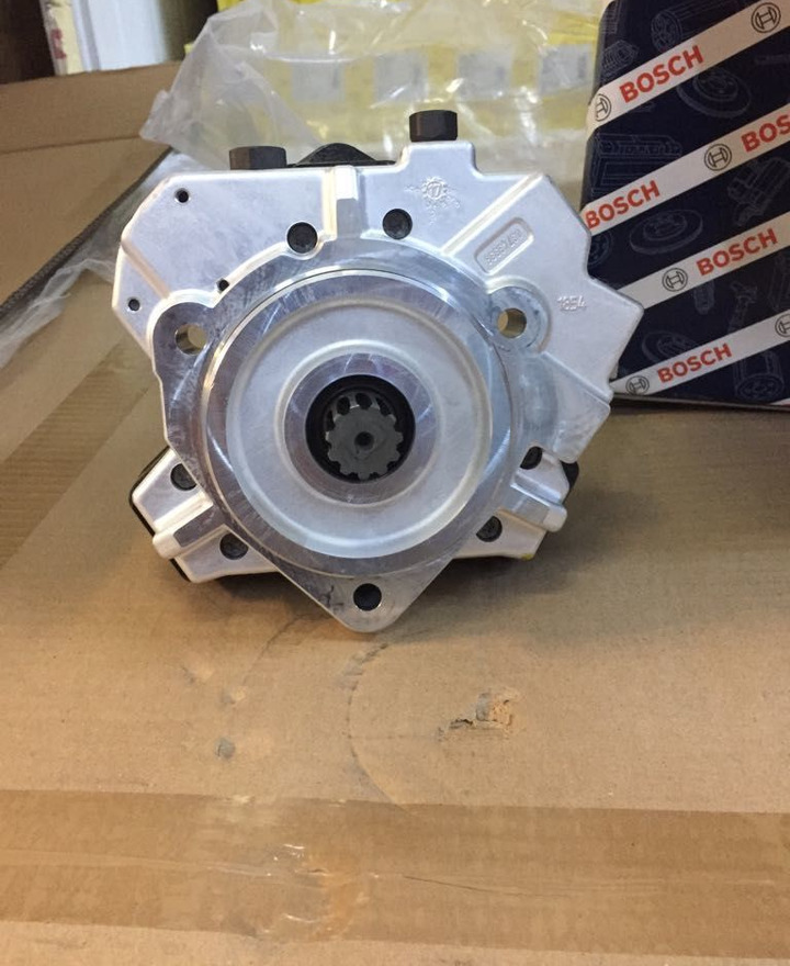 Bosch 2018 51111037846 MAN 2010-2018 truck - مضخة وقود - شاحنة: صورة 1 Bosch 2018 51111037846 MAN 2010-2018 truck - مضخة وقود - شاحنة: صورة 1