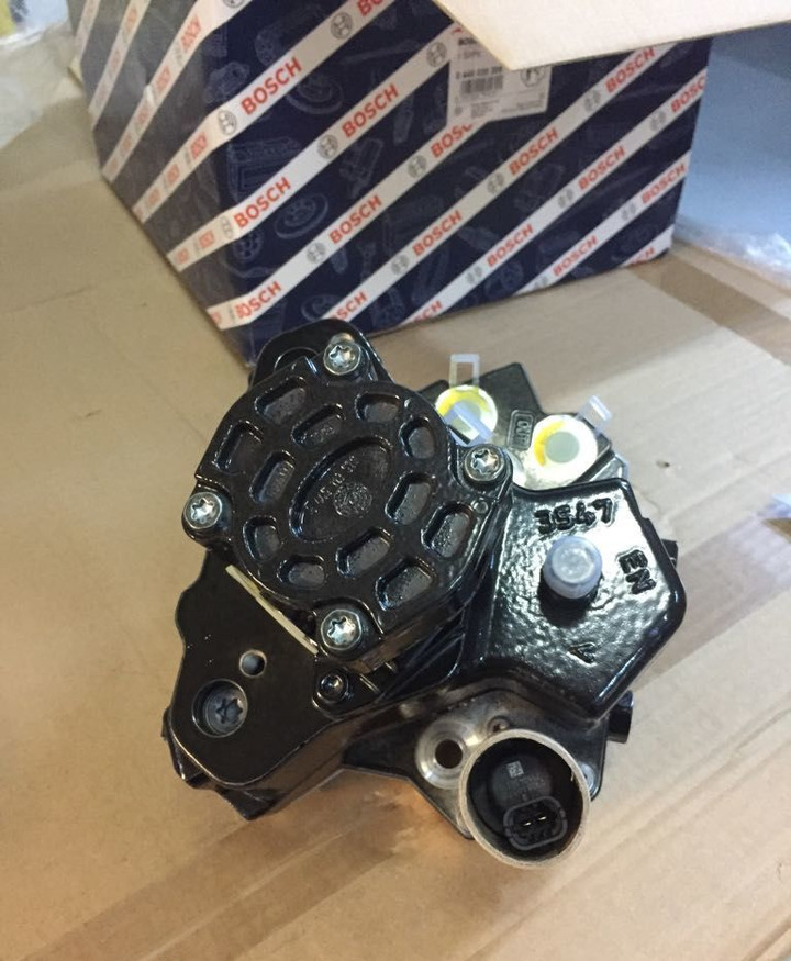 Bosch 2018 51111037846 MAN - مضخة وقود - شاحنة: صورة 1 Bosch 2018 51111037846 MAN - مضخة وقود - شاحنة: صورة 1