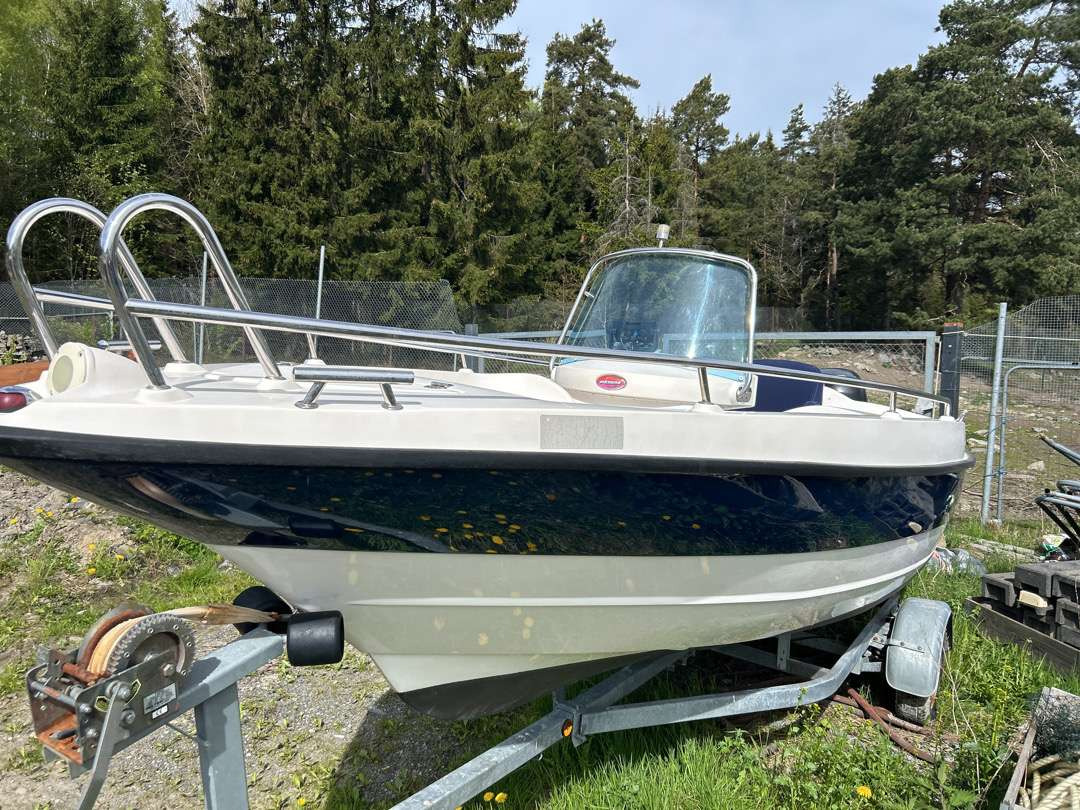 19 fots Båt Viksund Marlin 600 + båtmotor Suzuki 90 Hk - آليات: صورة 1 19 fots Båt Viksund Marlin 600 + båtmotor Suzuki 90 Hk - آليات: صورة 1