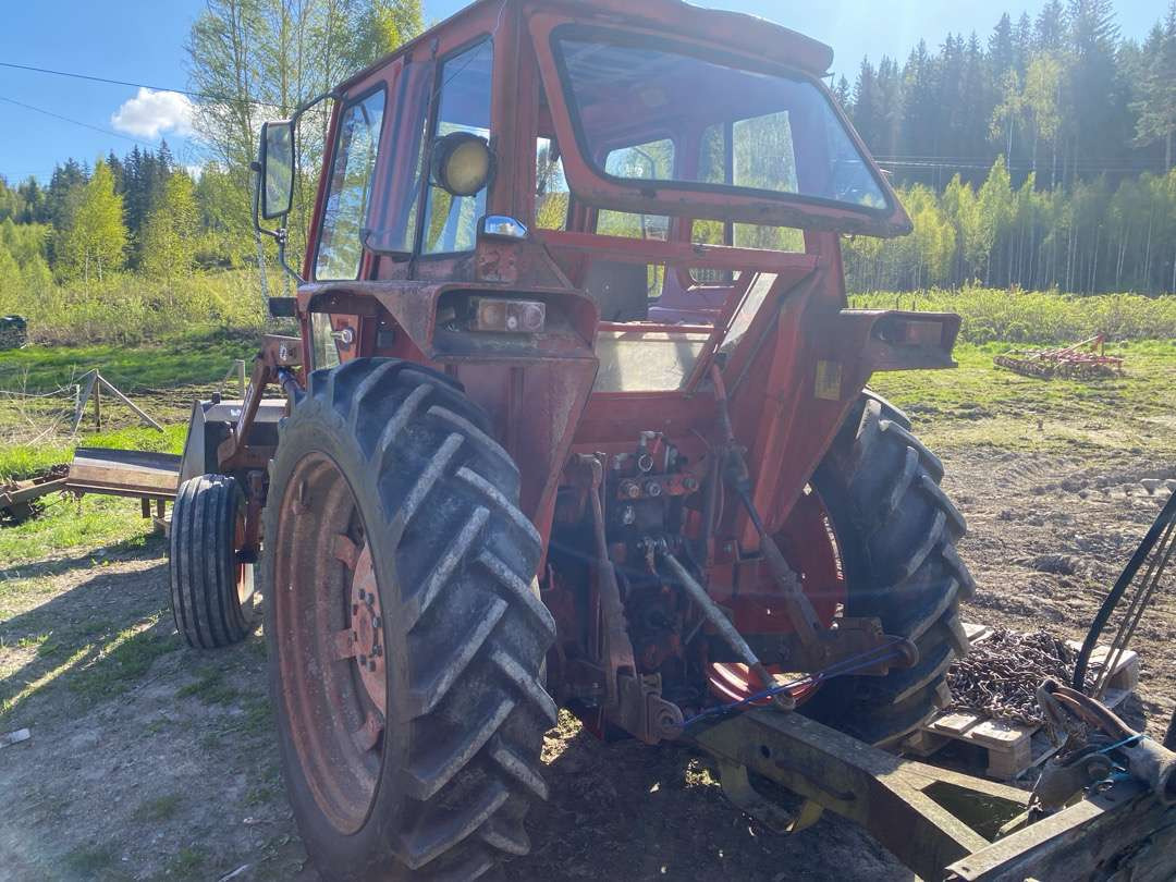 جرار 1975 Volvo BM T500 traktor med frontlaster: صورة 6