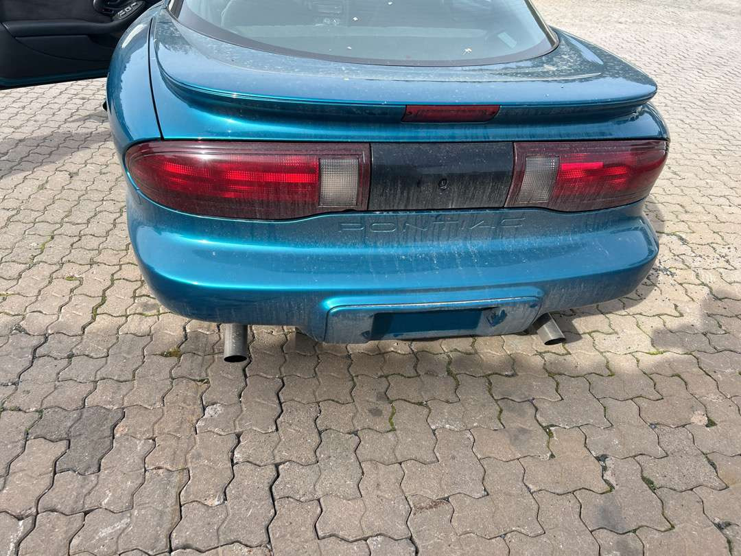 1996 Pontiac Firebird AUTOMAT TARGA SPORTSSETER AC - سيارة: صورة 5 1996 Pontiac Firebird AUTOMAT TARGA SPORTSSETER AC - سيارة: صورة 5