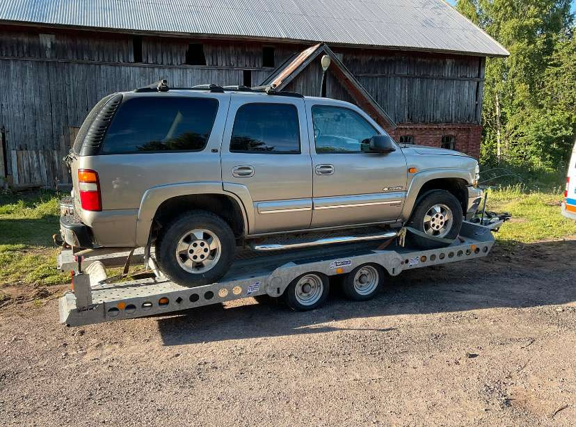 2003 Chevrolet Tahoe - سيارة دفع رباعي: صورة 3 2003 Chevrolet Tahoe - سيارة دفع رباعي: صورة 3