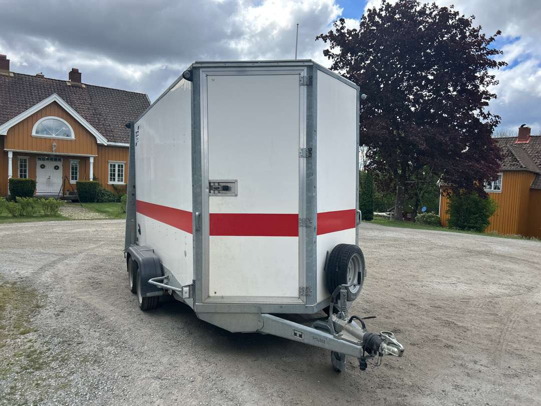 2008 Henger/ Påhengsvogn IFOR WILLIAMS RAMP - مقطورة صندوق مغلق: صورة 2 2008 Henger/ Påhengsvogn IFOR WILLIAMS RAMP - مقطورة صندوق مغلق: صورة 2