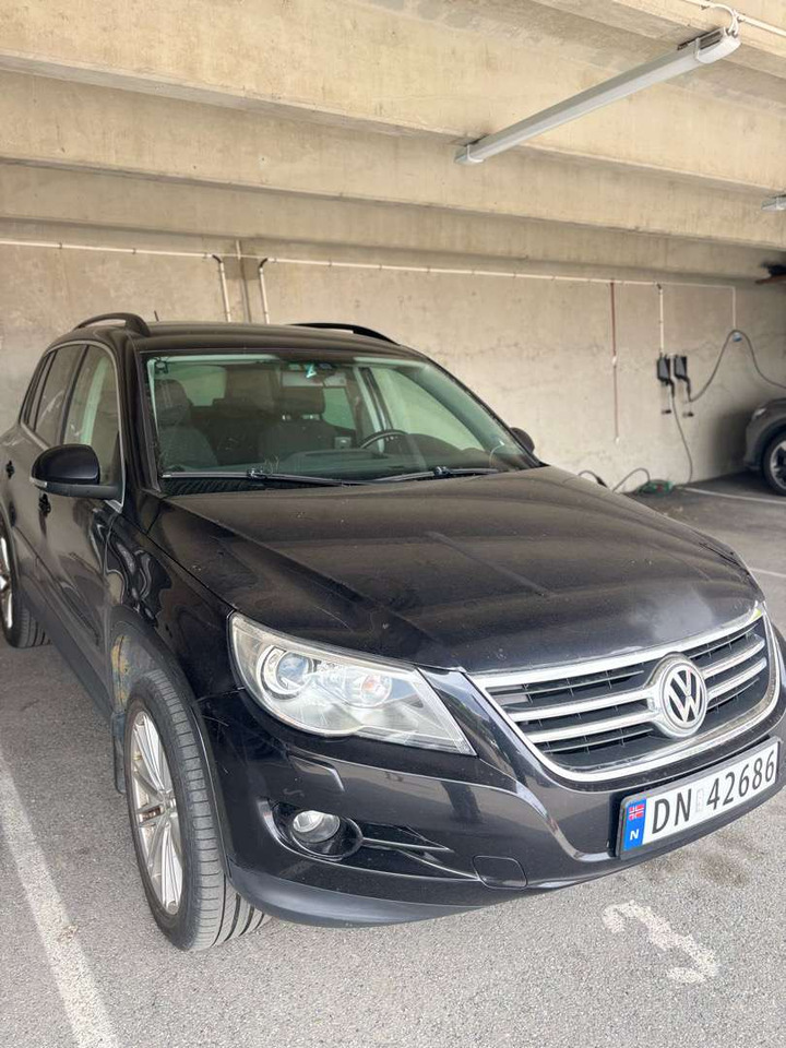 2009 Volkswagen Tiguan 4MOTION - سيارة: صورة 4 2009 Volkswagen Tiguan 4MOTION - سيارة: صورة 4