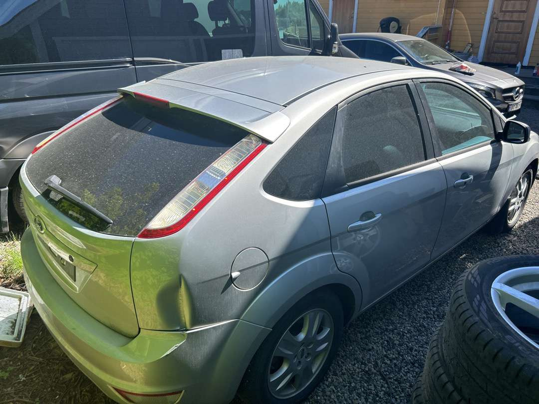 2010 Personbil FORD FOCUS EU-Godkjent - سيارة: صورة 3 2010 Personbil FORD FOCUS EU-Godkjent - سيارة: صورة 3