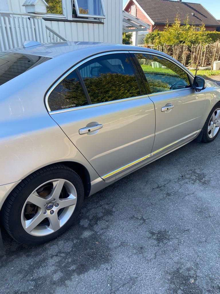 2010 Volvo S80 - سيارة: صورة 4 2010 Volvo S80 - سيارة: صورة 4