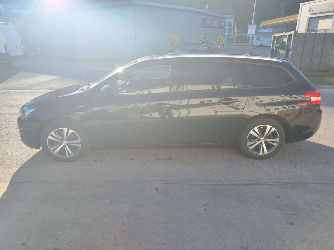 2016 Personbil Peugeot 308 SW EU-Godkjent - سيارة: صورة 4 2016 Personbil Peugeot 308 SW EU-Godkjent - سيارة: صورة 4