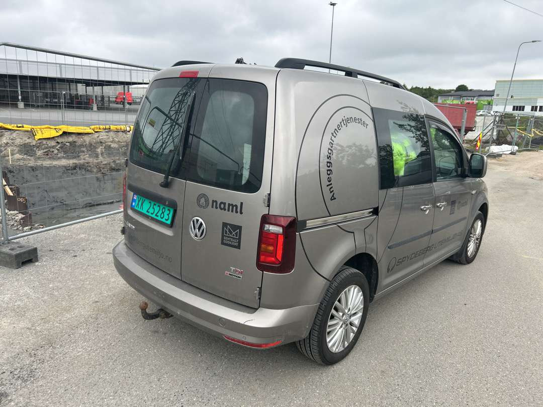 2016 Volkswagen VOLKSWAGEN CADDY EU-godkjent - فان المدمجة: صورة 3 2016 Volkswagen VOLKSWAGEN CADDY EU-godkjent - فان المدمجة: صورة 3