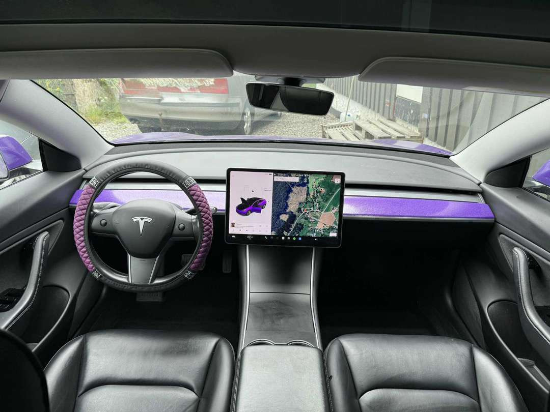 2019 Tesla Model 3 / luftunderstell - سيدان: صورة 4 2019 Tesla Model 3 / luftunderstell - سيدان: صورة 4
