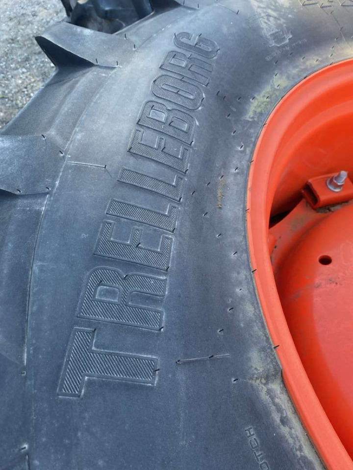 2stk Trelleborg TM600 på felg - الآلات الزراعية: صورة 4 2stk Trelleborg TM600 på felg - الآلات الزراعية: صورة 4