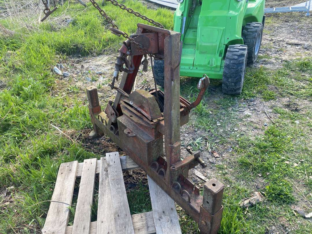 Vinsj til traktor - ملحق - آلات البناء: صورة 2 Vinsj til traktor - ملحق - آلات البناء: صورة 2