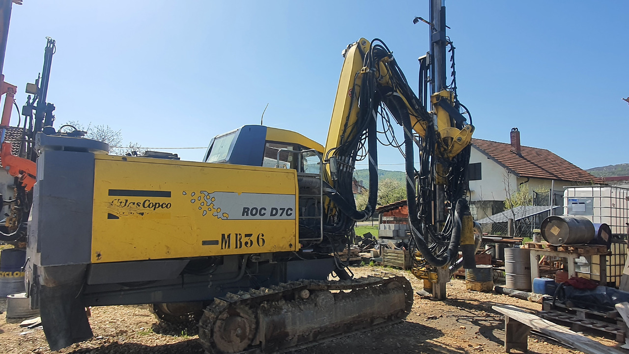 Atlas Copco ROC D7c-11 - برج الحفر: صورة 4 Atlas Copco ROC D7c-11 - برج الحفر: صورة 4
