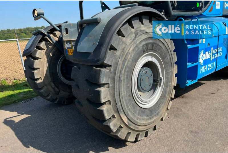 رافعة تلسكوبية MAGNI HTH 25.11 | 2013: صورة 11