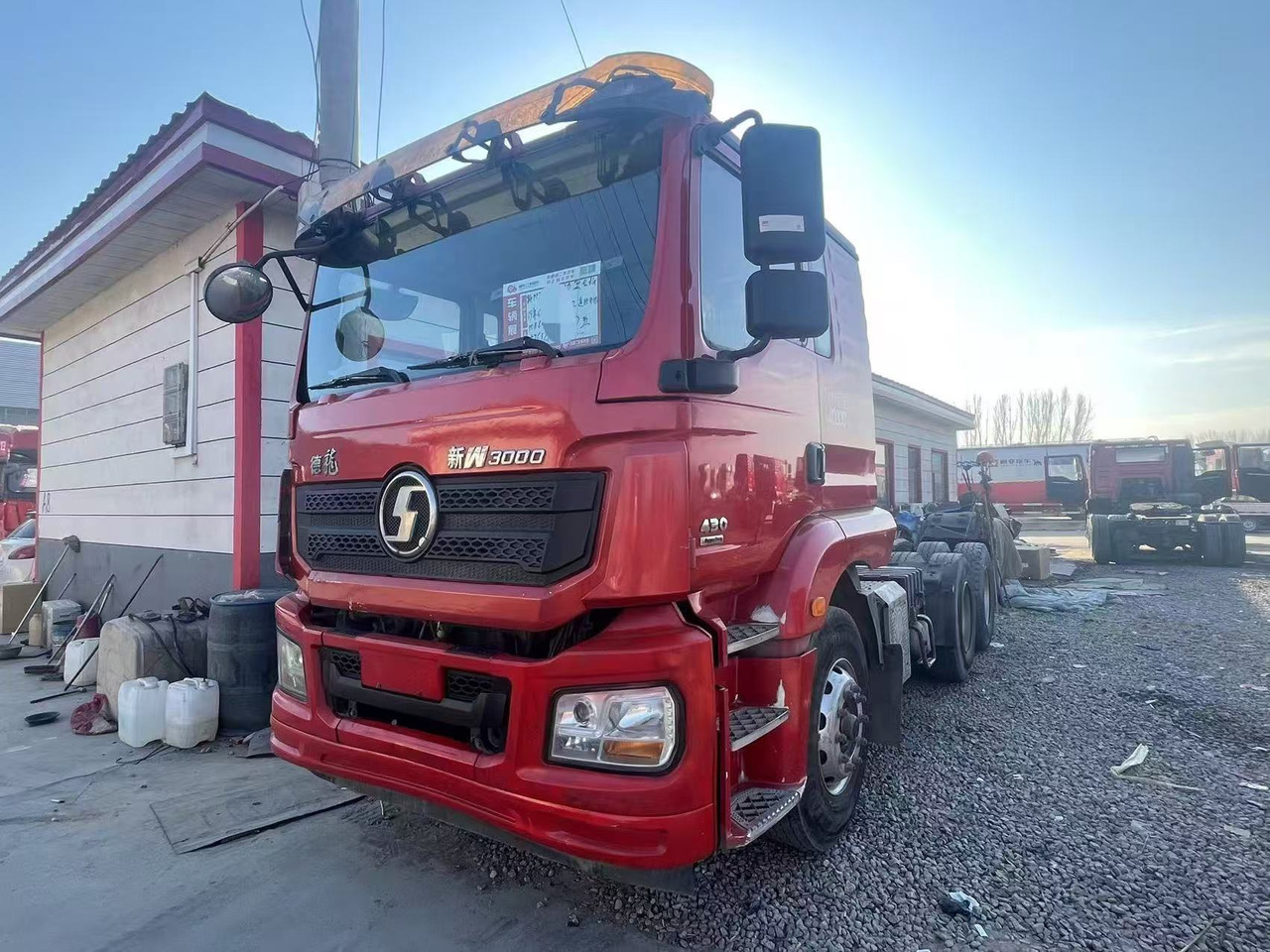 SHACMAN M3000 - وحدة جر: صورة 2 SHACMAN M3000 - وحدة جر: صورة 2